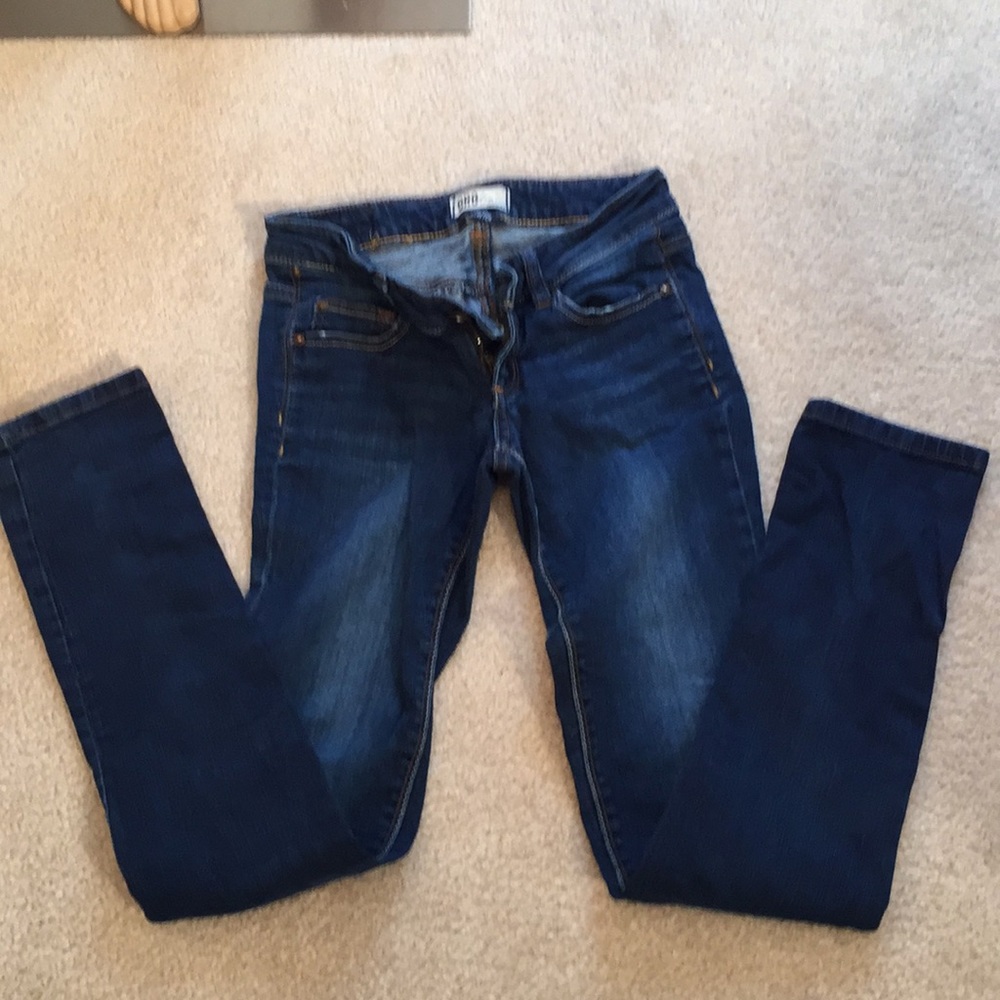 Are You Tiny? Like New Skinnyyyy! - image 1